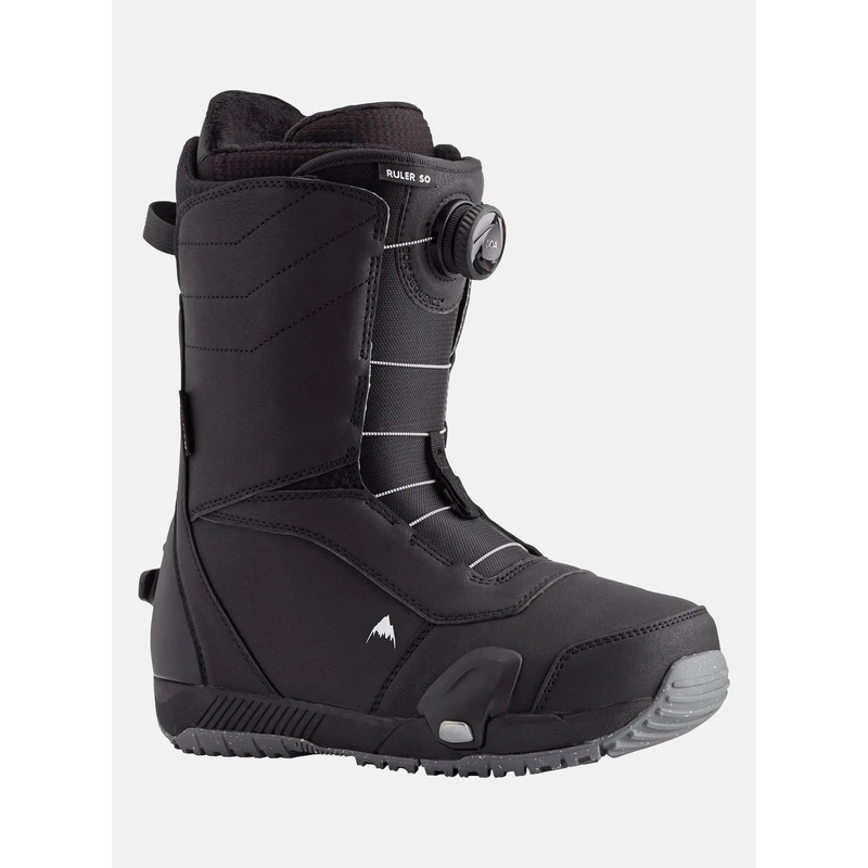 M BOOT’S 10.5/ BLK RULER STEP ON