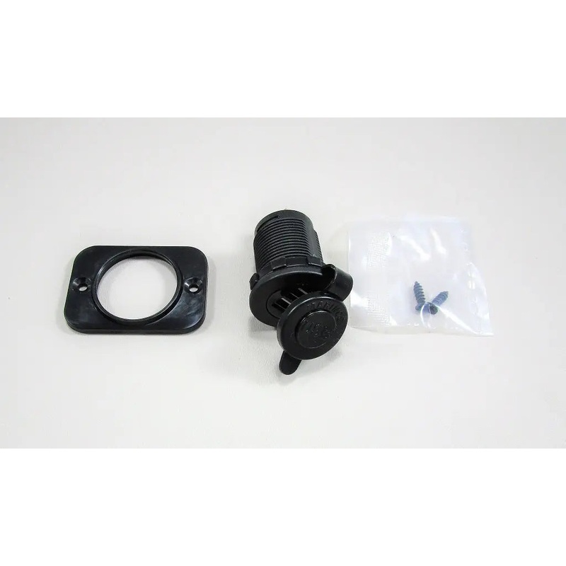 Outlet, USB, Dash, Axis ’19