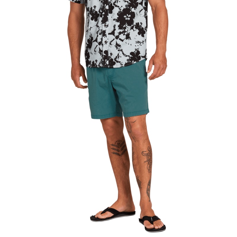 Volcom Steppen Short 17″
