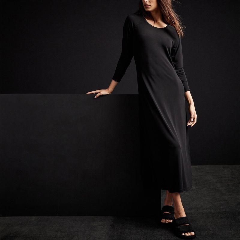 Open Seam Raglan Dress – Black