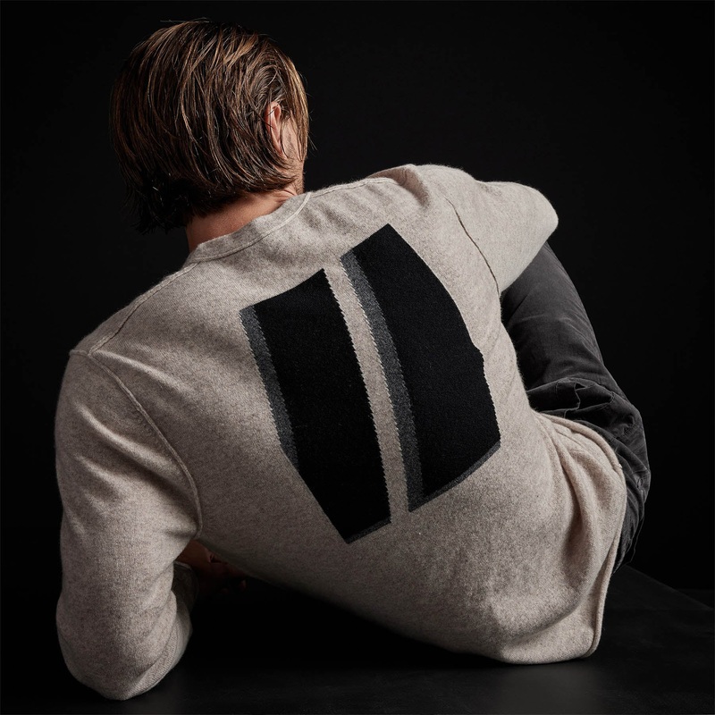 Double Bar Graphic Recycled Cashmere Sweater – Stone