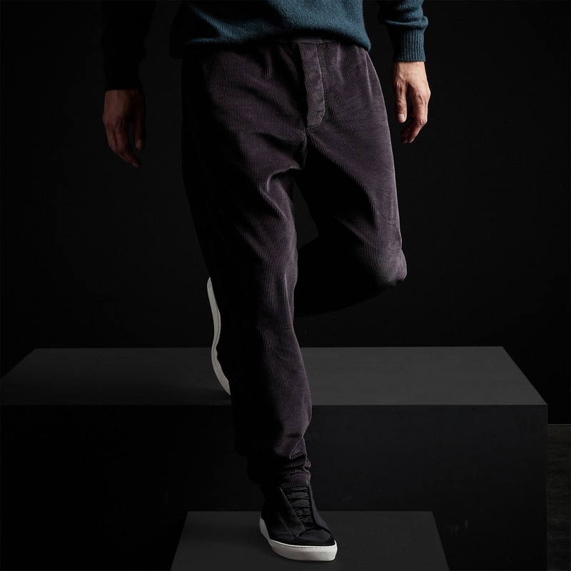 Relaxed Fit Corduroy Chino – French Navy Pigment