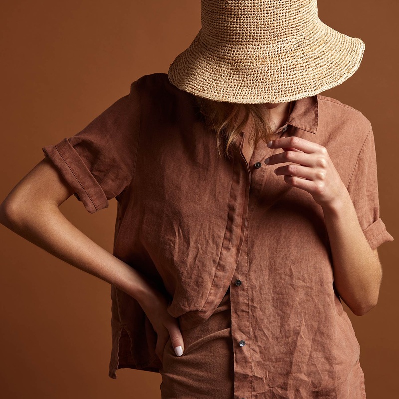 Short Sleeve Linen Shirt – Nutmeg Pigment