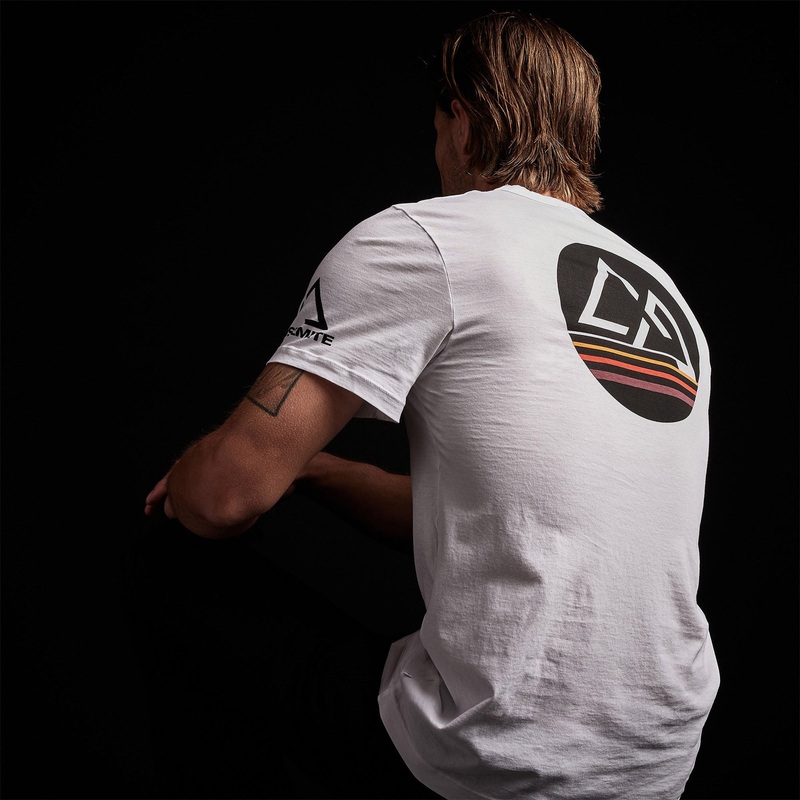 Short Sleeve Retro Stripe Graphic – White