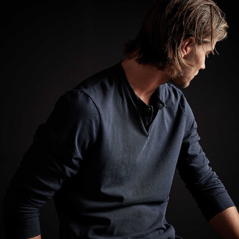 Soft Slub Jersey Long Sleeve Henley – Blue Oil