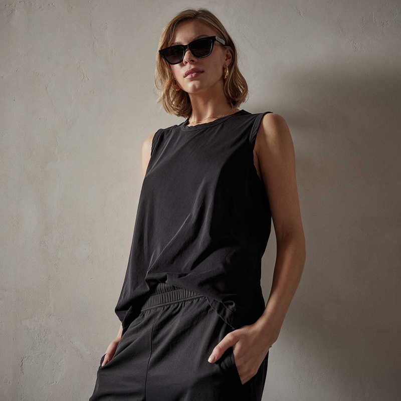 Cove Tank – Black