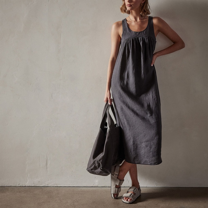 Gathered Linen Dress – Magma Pigment