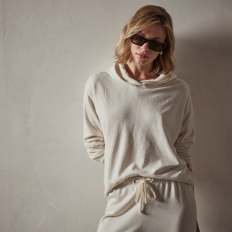 Pullover Hoodie – Canvas Pigment