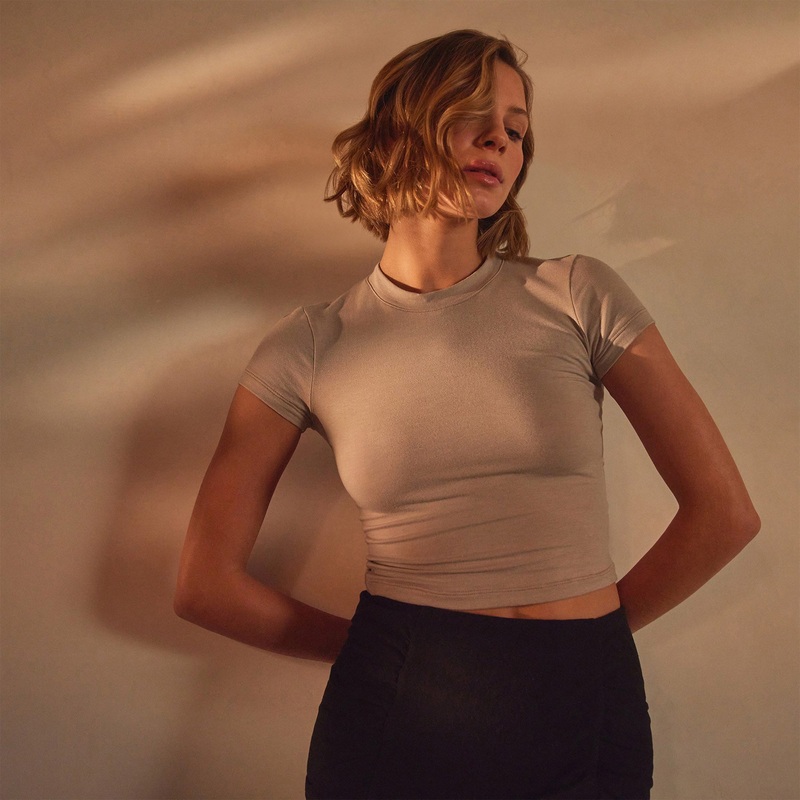 Short Sleeve Cropped Tee – Nude