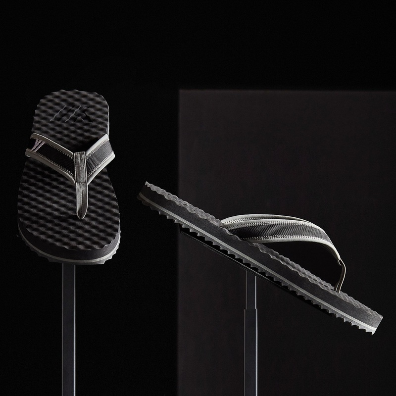 Men’s Sport Flip Flop – Black/Grey