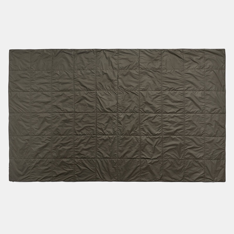 Y/OSEMITE Quilted Blanket – Olive/Black