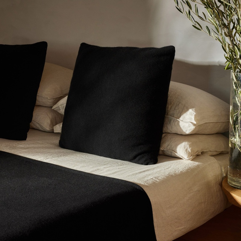 Cashmere Sham – Black