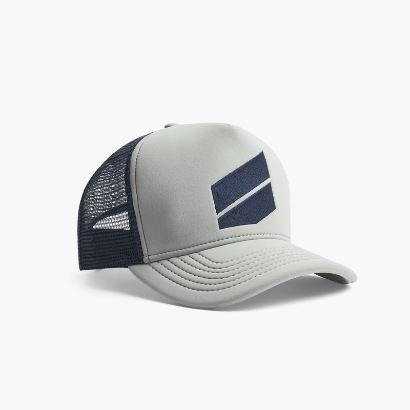 Scuba Graphic Trucker Hat – Pale Grey