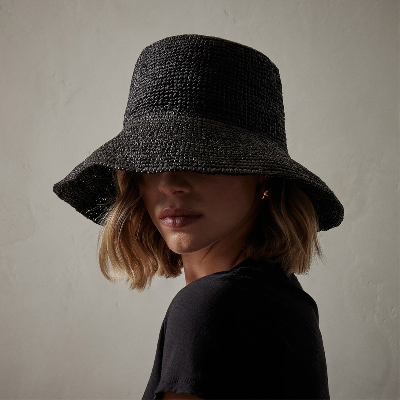 Crochet Bucket Hat – Black