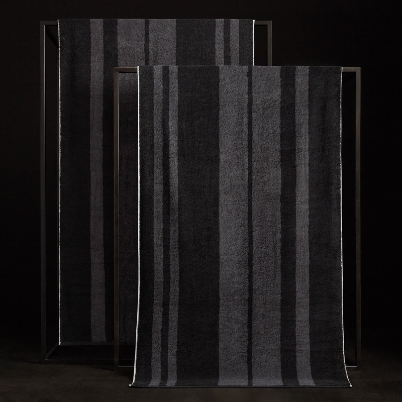 Wide Stripe Beach Towel – Black/Abyss