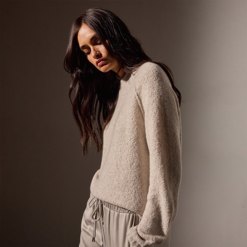 Cashmere Boucle Mock Neck – Hazel