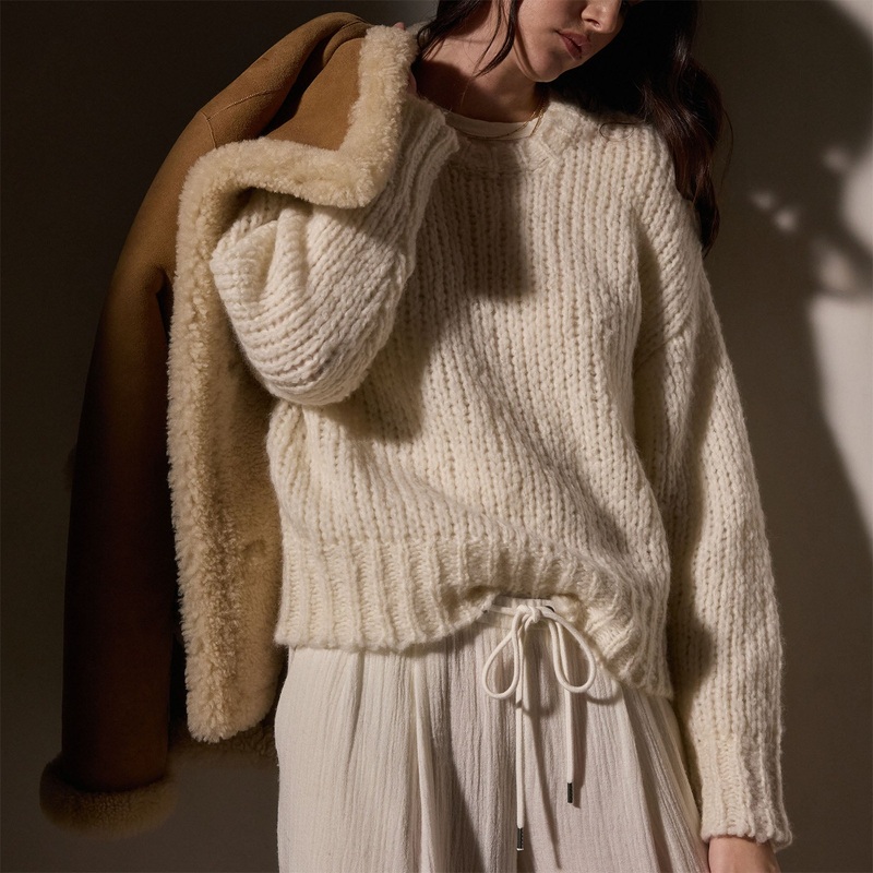 Cashmere Blend Knit Crew – Snow
