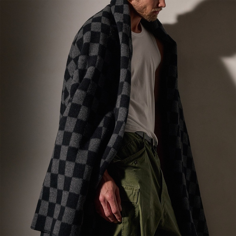 Checkerboard Cashmere Blanket – Black/Grey