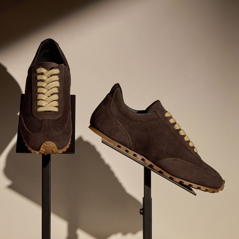 Women’s Suede Low Running Sneaker – Cafe