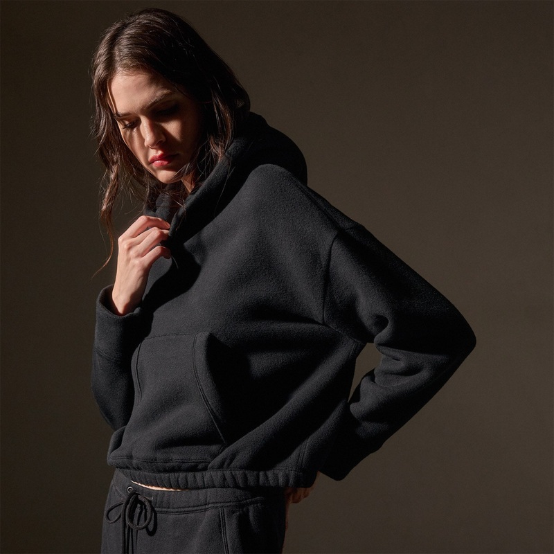 Cozy Hooded Sweat Top – Black
