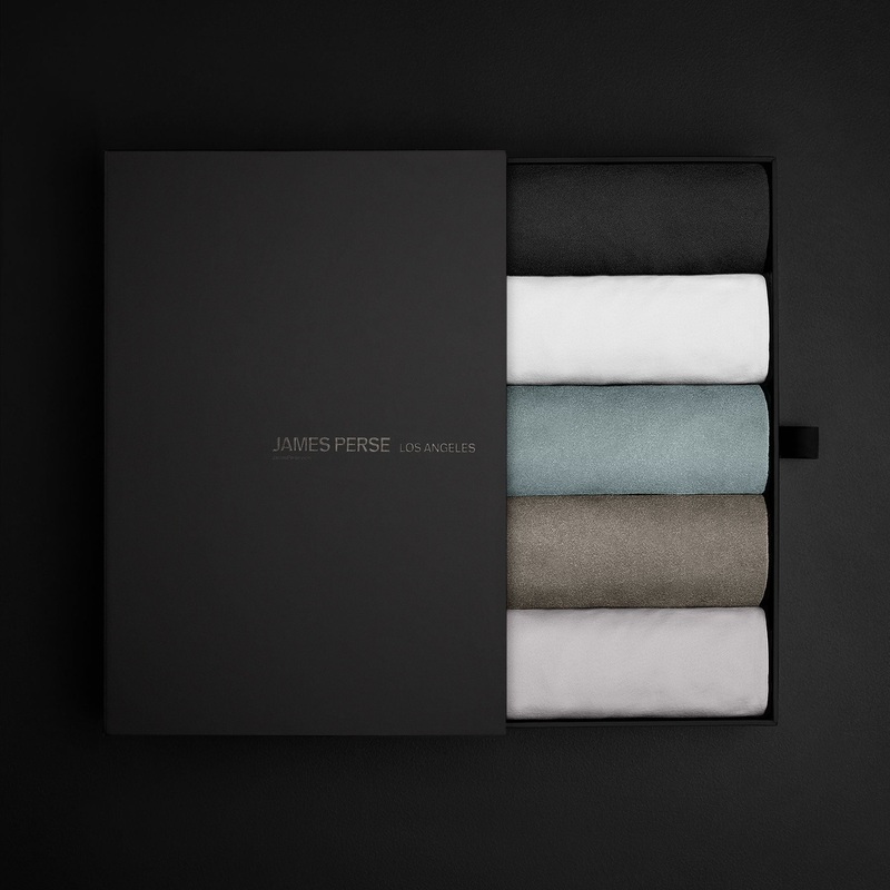 Men’s Classic T Shirt Gift Set – Holiday Hues