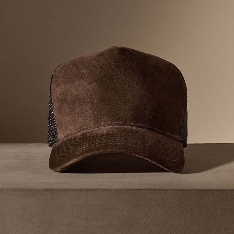 Suede Trucker Hat – Cafe
