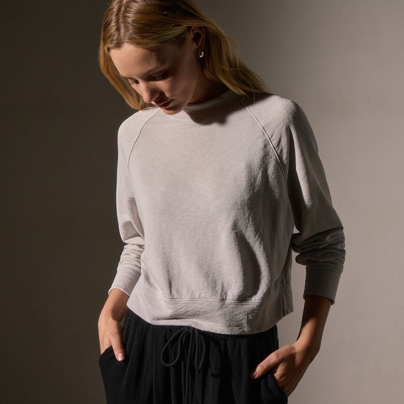 French Terry Cropped Mock Neck – Light Mist Pigment
