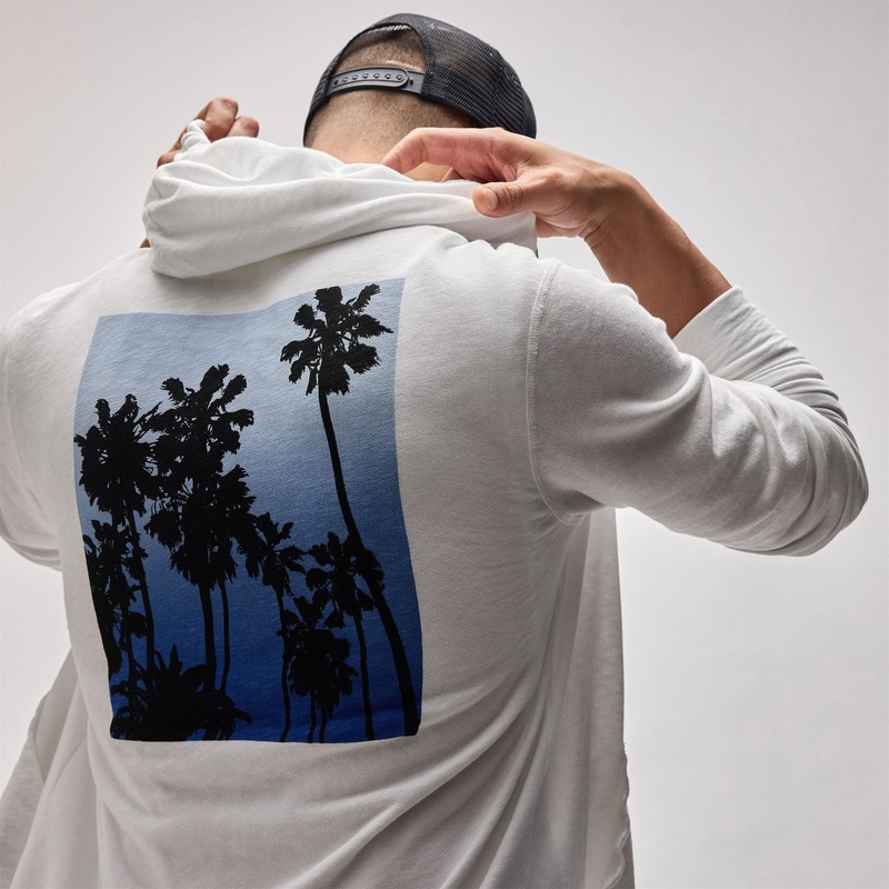 Ombr Palms Graphic Hoodie – White/Blue