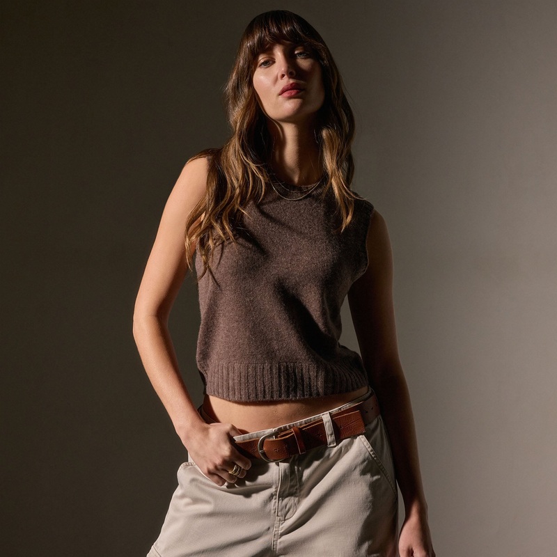 Soft Featherweight Cashmere Vest – Brown Stone