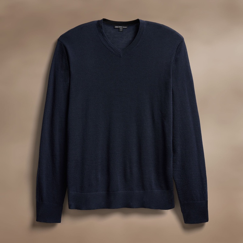 Ultrafine Cashmere V Neck Sweater – Dark Navy