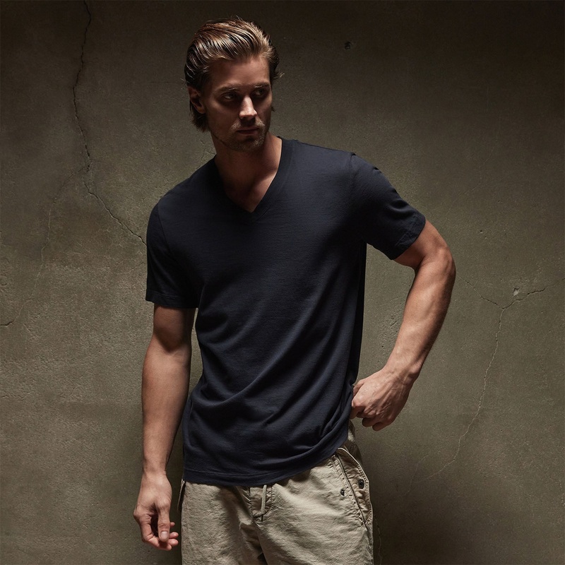 Short Sleeve V Neck – Deep