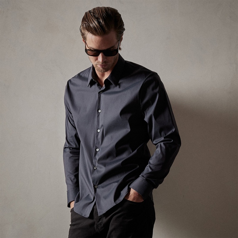 Matte Stretch Poplin Dress Shirt – Navy