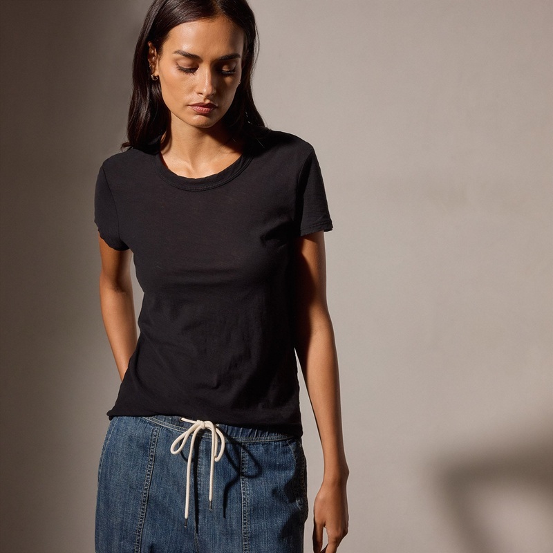 Sheer Slub Crew Neck Tee – Black