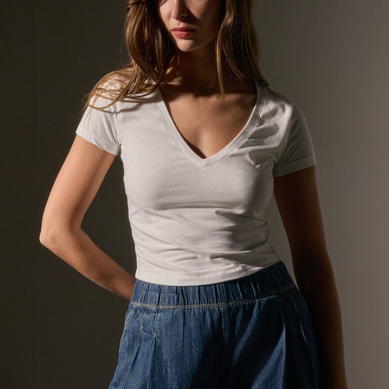 V Neck Cropped Tee – White