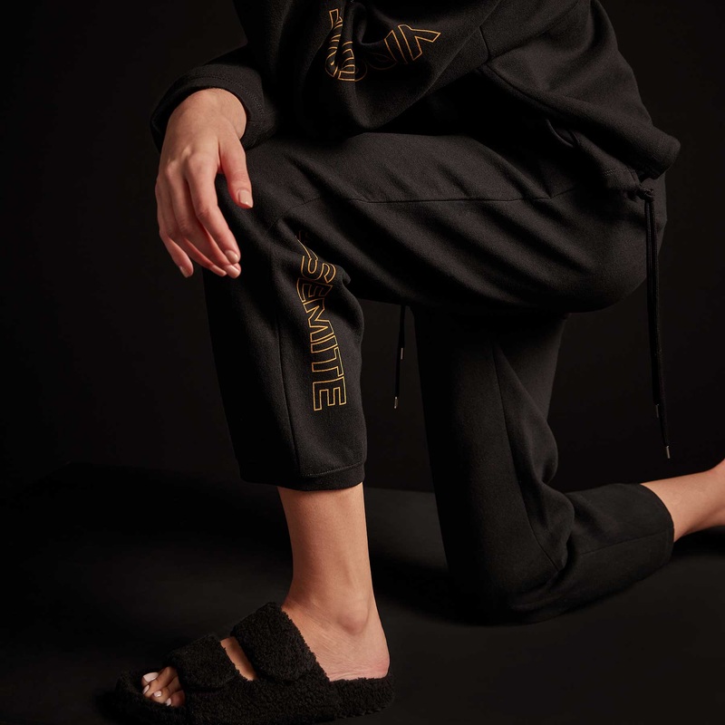 Relaxed Sweatpant – Black