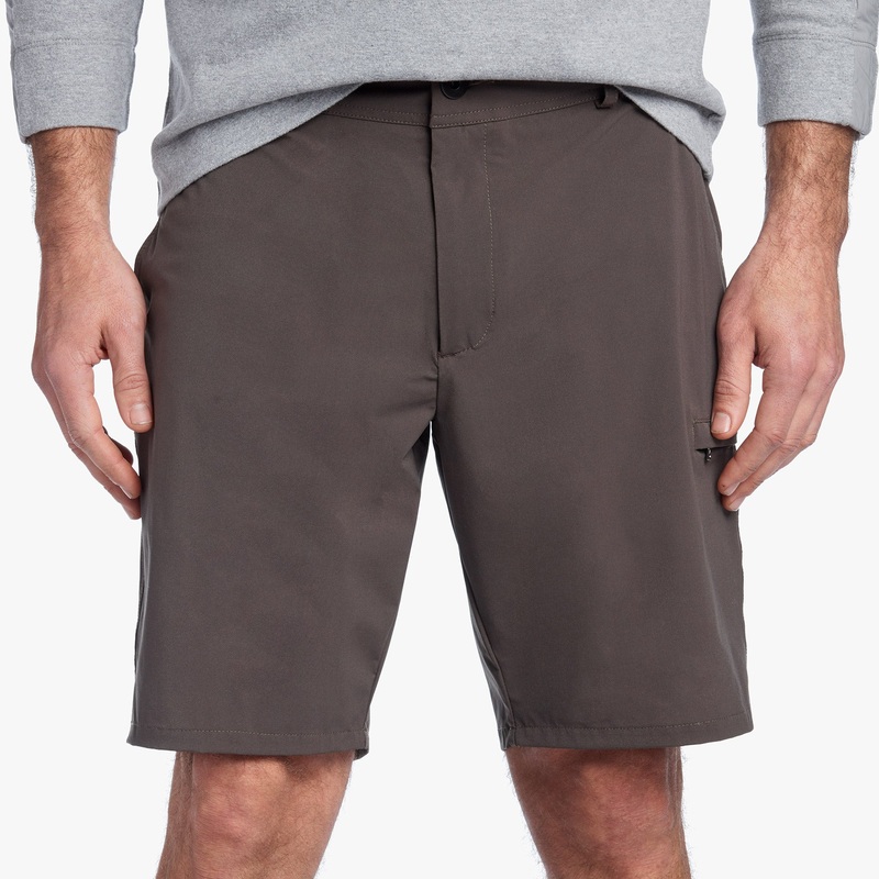 Y/OSEMITE Zip Pocket Sport Short – Olive