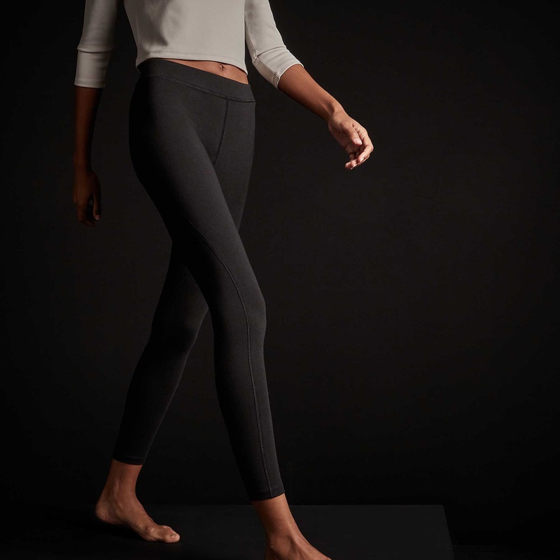 Spiral Seam Yoga Pant – True Black