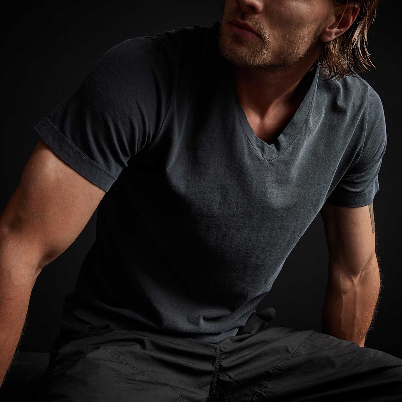 Short Sleeve V Neck – Titan Pigment